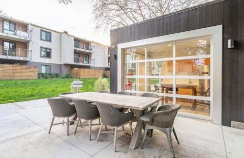 Sharon Green apartments by FantasticStay - Photo 85