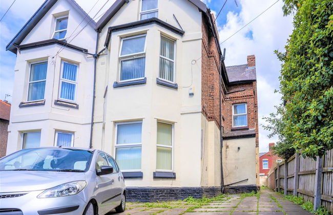 Travellers Stays In The Heart Of Orrell Park - Foto 13