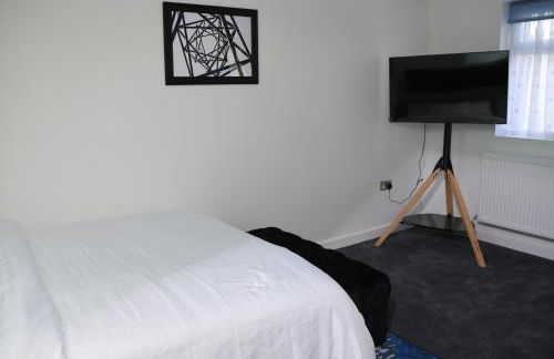 Well furnished 4 bedroom house in Rainham - Foto 2