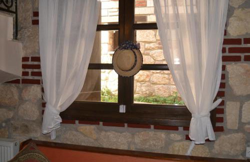 Artemis Stone House - Photo 28