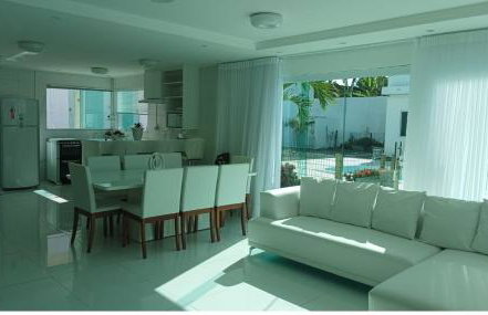 Casa de Temporada - Foto 1