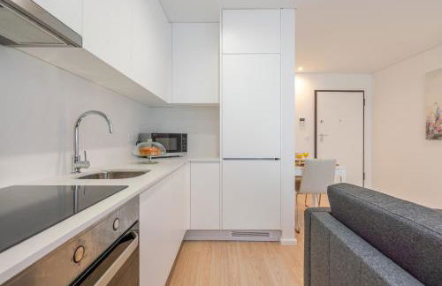 HostWise Cozy Studio with Balcony and Garage - Photo 16