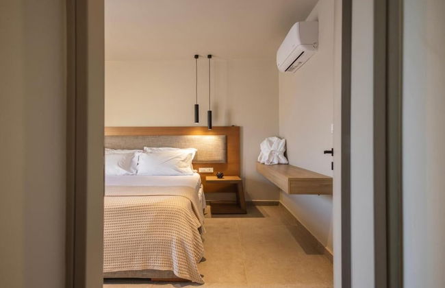 Anemelia Villas - Photo 3