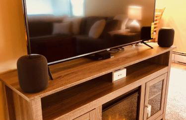 Exposed Beam 3BR Modern Mountain Retreat - Foto 9