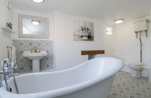 The Old School House - Photo 35