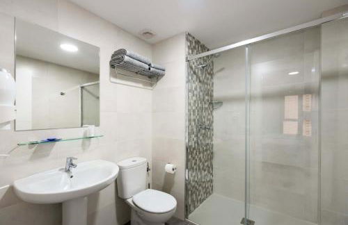 Apartamentos Turísticos San Lorenzo - Foto 2