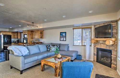 2-Condo Property with Mtn Views by Golf and Ski Resort - Foto 4