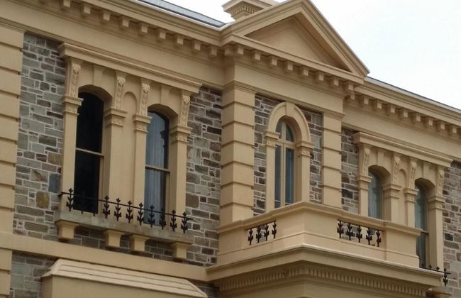 Promenade dans les collines, les places et les parcs - Photo 4