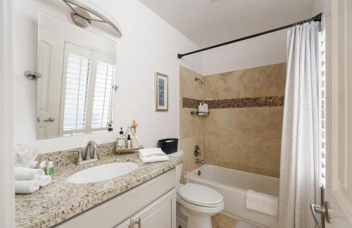 Stunning Private Resort with Pool - Foto 13