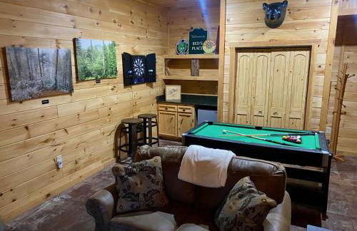 The cozy Lazy Laurel with year-round mountain views, hot tub, fire pit - Foto 5