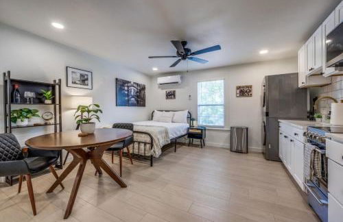 The Vanderbilt Mansion Apt 12 Near Downtown & TWU - Foto 1