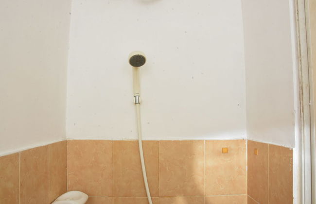 Comfy 2Br At Menteng Square Apartment - Photo 14