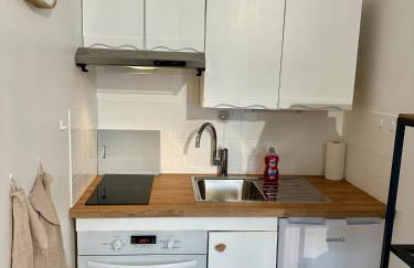 Appartement deux pièces élégant avec Vue sur Parc - Plage & Centre-Ville à Pied - Photo 8