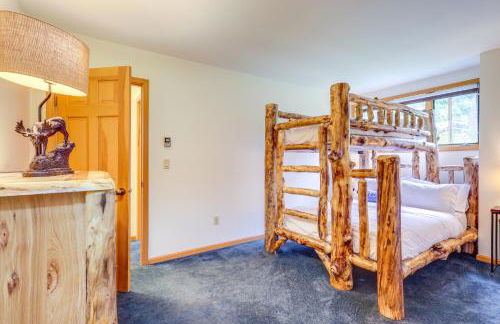 Lake Placid Condo with Patio - Walk to Beach! - Foto 18