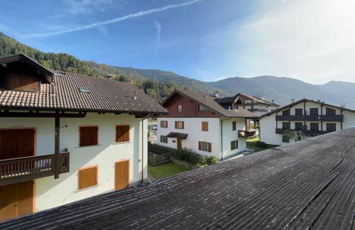 Pinzolo Centro - Baita spaziosa con vista monti - Foto 22