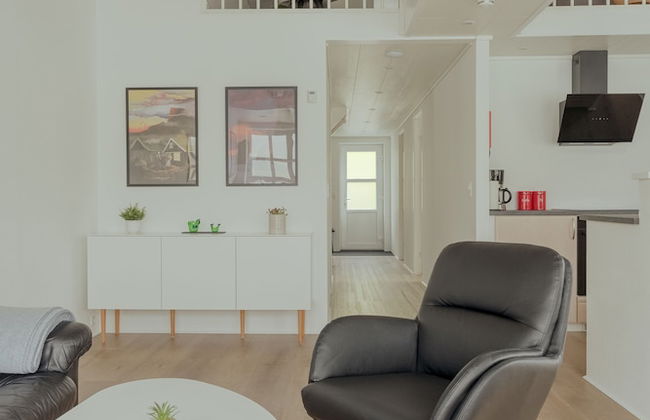 Dahlastova | Stunning Boathouse | Bay View | 3Br - Foto 12