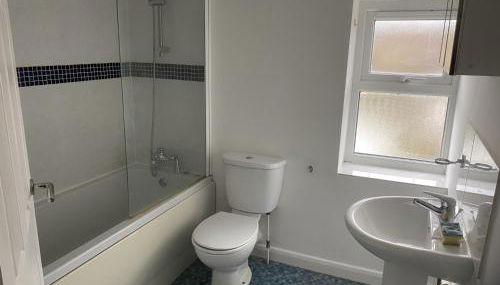 Charming 3 bedroom flint cottage - Foto 4, Shower