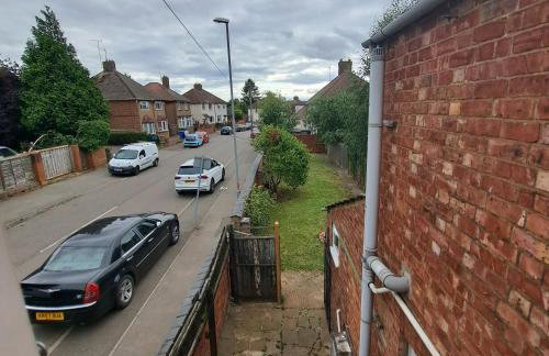 Huge 4 bed in the heart of Kettering - Foto 32