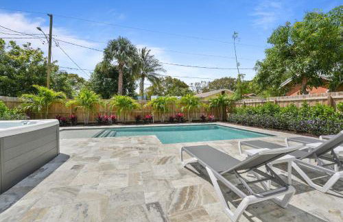 Palm Luxe Residence - Photo 25