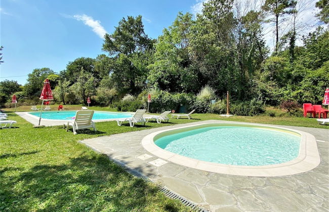 Belvilla by OYO Lovely Bungalow With a Shared Pool - Foto 12