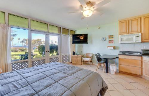 Walk to Beach: Ocean-View Maunaloa Studio - Foto 6