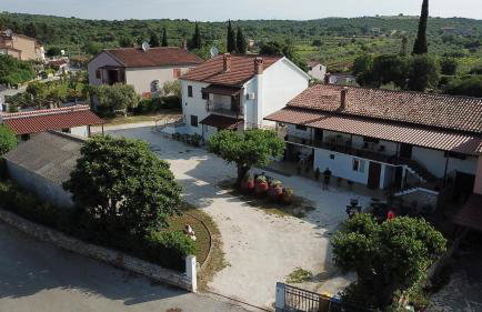 The Golden Well - Foto 2