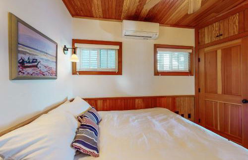 Commercial Street Retreat - Foto 7