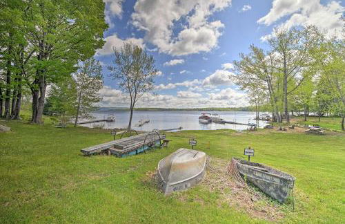 Lakefront Gloversville Home with Beach and Dock! - Foto 25