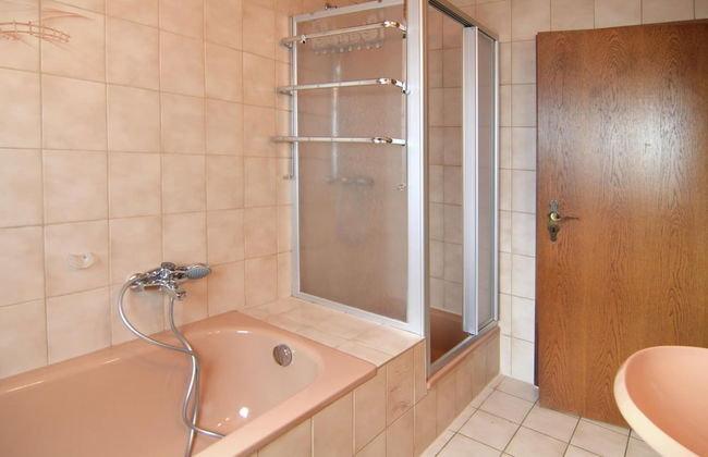 Flat With Private Pool in Sauerland - Photo 13