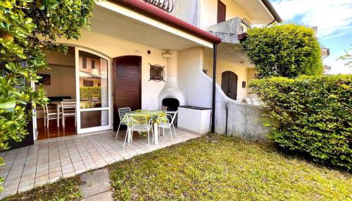 Relax in a Villa With Private Garden - Foto 2, Garden, furniture