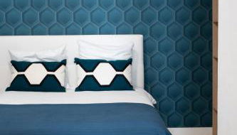 Angoulême, cosy T2 centre ville , TV , WIFI , 4 pers , moderne , parking - Foto 5