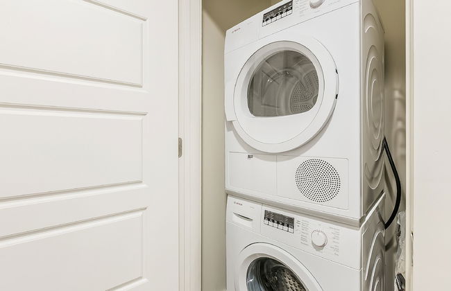 Stylish Condo with Game Room New Orleans - Photo 5