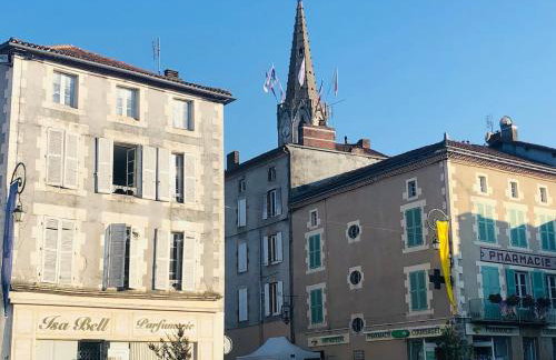 Gite Coccinelle in the medieval town of Confolens - Foto 47