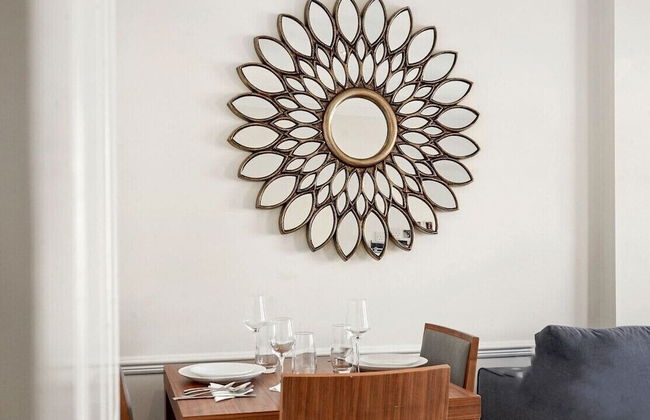 The Hertford Boutique - Photo 41