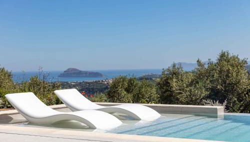 Villa Aglaea I Saltwater Pool & Amazing Seaview! - Photo 4