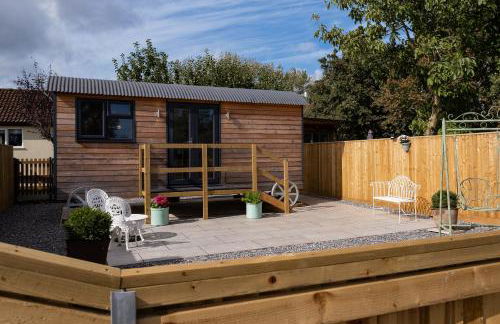 Marsh Farm - Photo 5