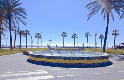 BAHIA DE MALAGA - Photo 1