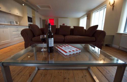 Spacious Apartment with Roof Terrace, near The Waterfront, Ipswich - Foto 1