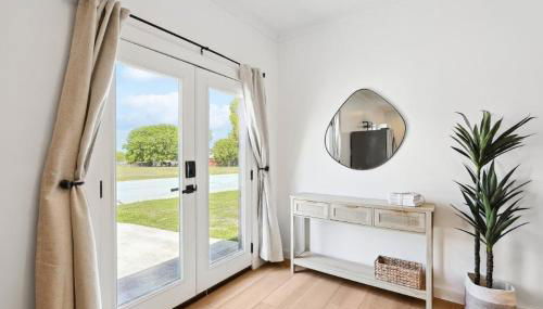 Peaceful 2BR 1BA Holiday Guest House with Hot Tub - Foto 4