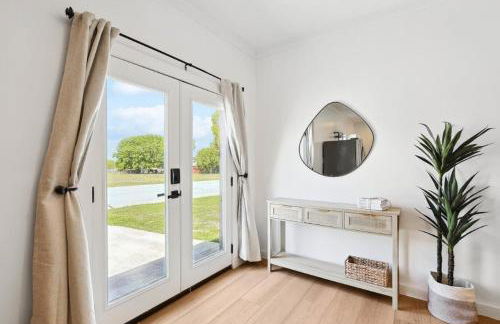 Peaceful 2BR 1BA Holiday Guest House with Hot Tub - Foto 4