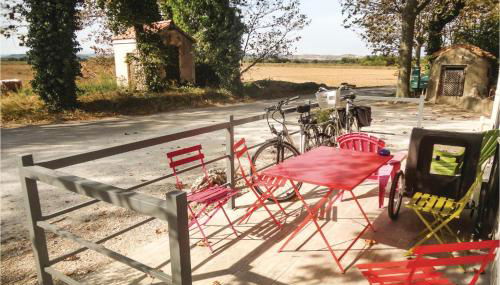 Nice Home In Narbonne With Sauna - Photo 3