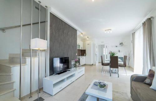 Villa Anita - Five Bedroom Villa with Swimming pool - Photo 3