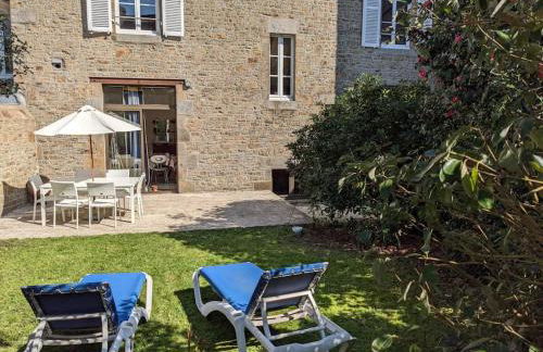 Grande maison de ville avec jardin - Baie du Mont St Michel - Foto 1
