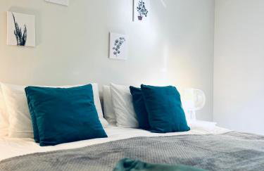 Absolutely Beautiful Hemel Hempstead 2-bedroom for 1-5 Guests - contractors welcome - Foto 1