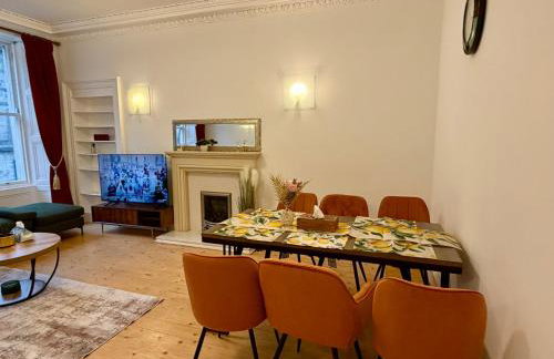 Luxurious Victorian 3 Bed Flat in the Heart of Edinburgh - Foto 28