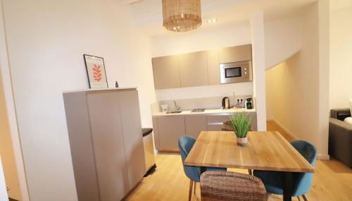 Superbe Appartement au coeur de la vieille ville - Photo 4, Other