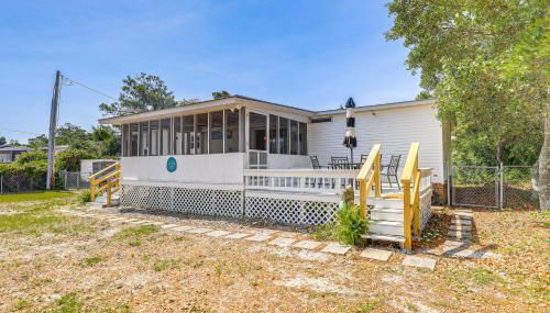 2 Blocks to Crystal Coast Family-Friendly Retreat - Foto 3