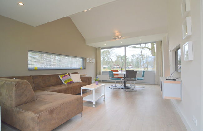 Alluring Holiday Home in Limburg near Forest - Photo 10