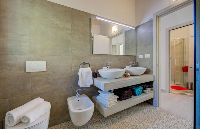 Mirabelle in Dro With 3 Bedrooms and 2 Bathrooms - Photo 20