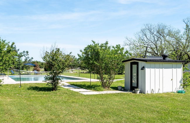 Upstay - Farmhouse on 10 Acres w Pool-tennis-games - Foto 10